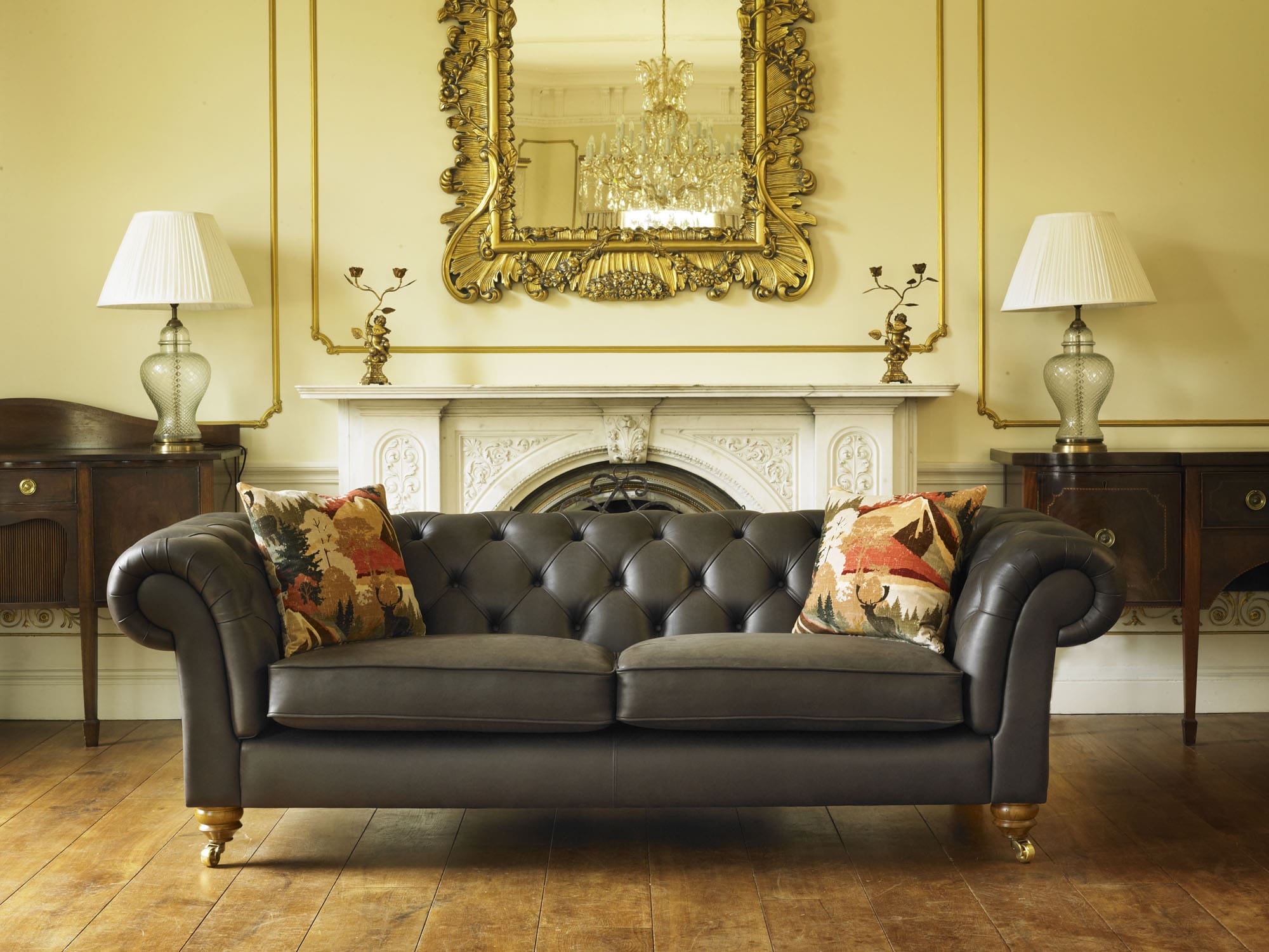 Luxurious-bespoke-Delcor-sofas-handcrafted in Britain-available in two and half seater-three-seater-four- seater. Extensive fabric selection-over 10,000 options-including plush velvets-fine leathers-diverse patterned or plain fabrics-colour palette including, red, green, black, white, grey blue, purple, yellow, cream and more.