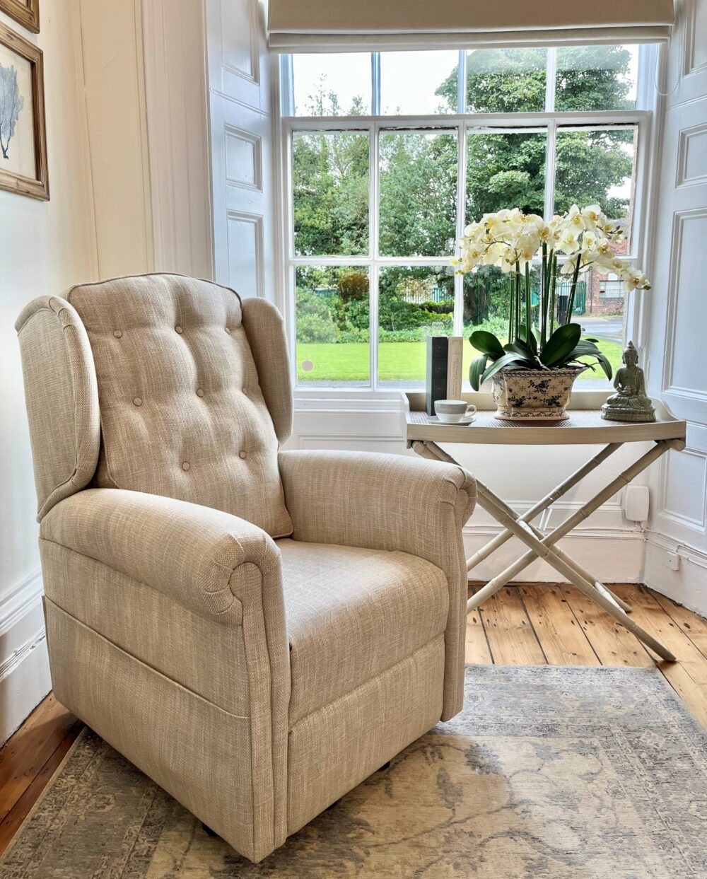 mountbatten riser recliner chair