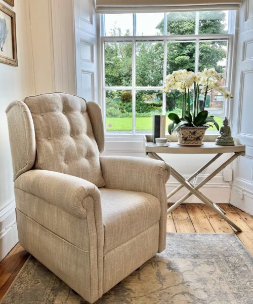 mountbatten riser recliner chair